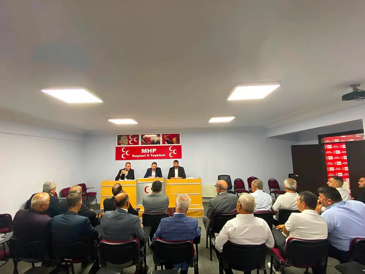 Bahçeli'ye Kayseri raporu verdi! MHP İl kongresinin tarihi belli oldu