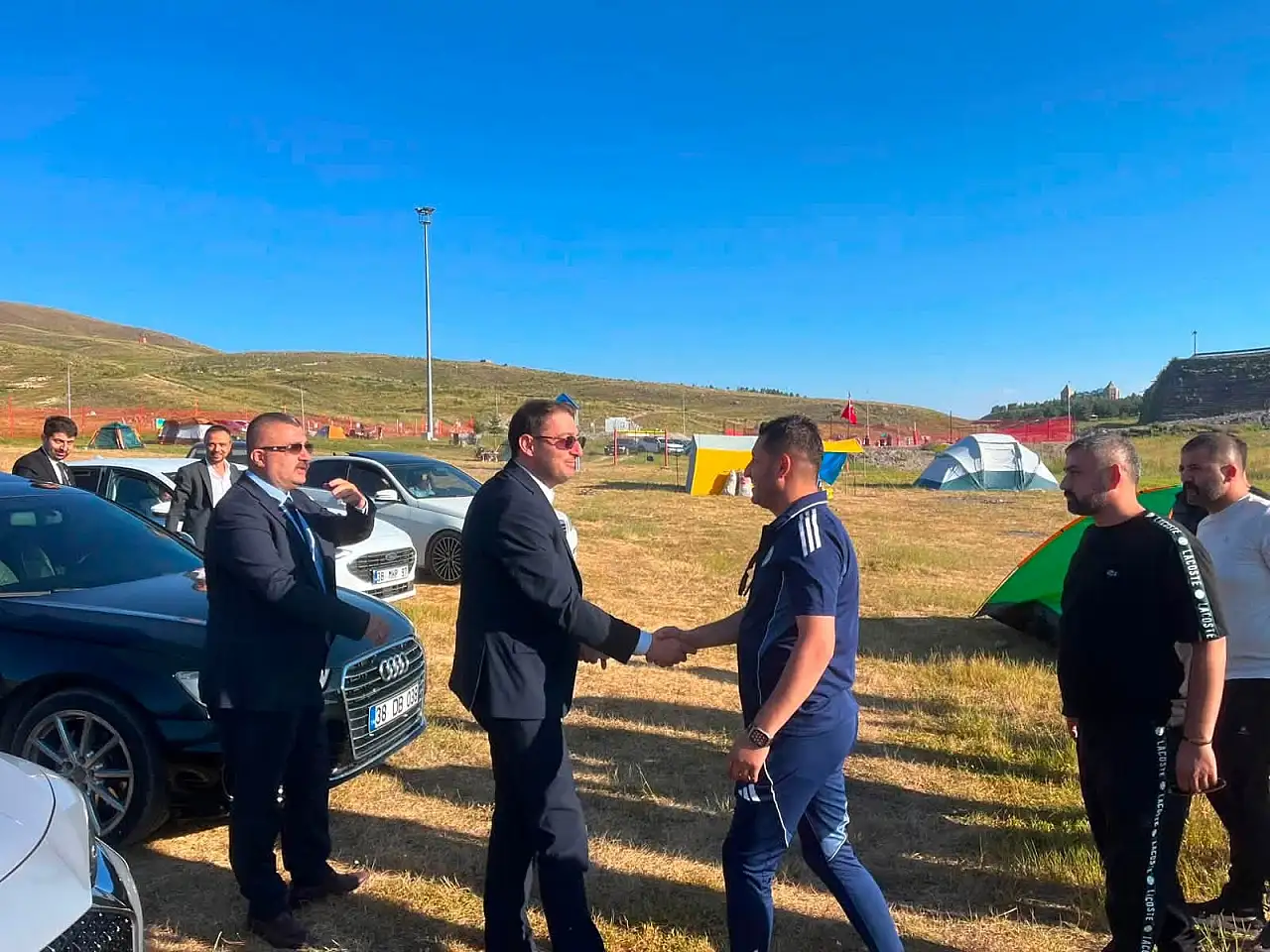 Kayseri'nin zirvesinde dikkat çeken buluşma! Ülkücüler bir araya geldi