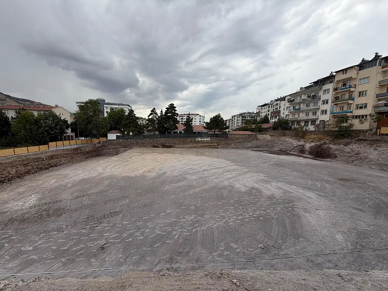 Kayseri'de merakla beklenen Meydan projesi ortaya çıktı! Alta otopark yapılıyor