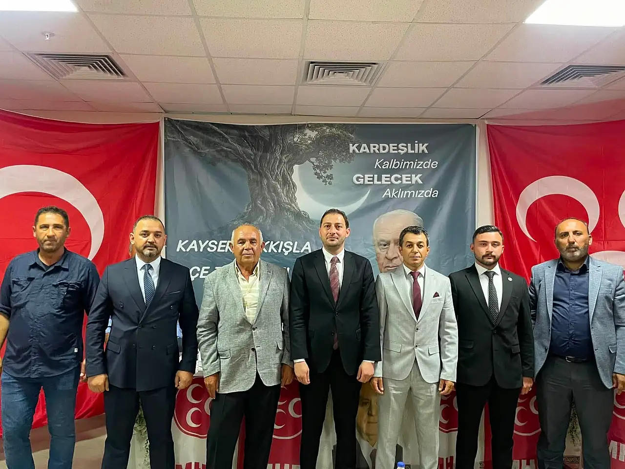 Kayseri'de o isim de MHP'ye katıldı