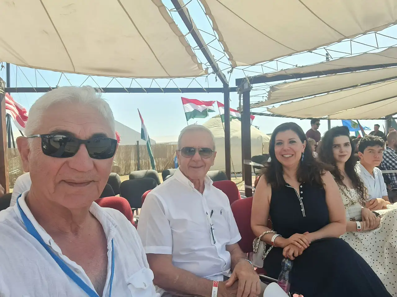 Kayserili Genel Başkan 15 yıl önce Kayseri'de çekilen fotoğrafı paylaştı! O kız bakın ne oldu?
