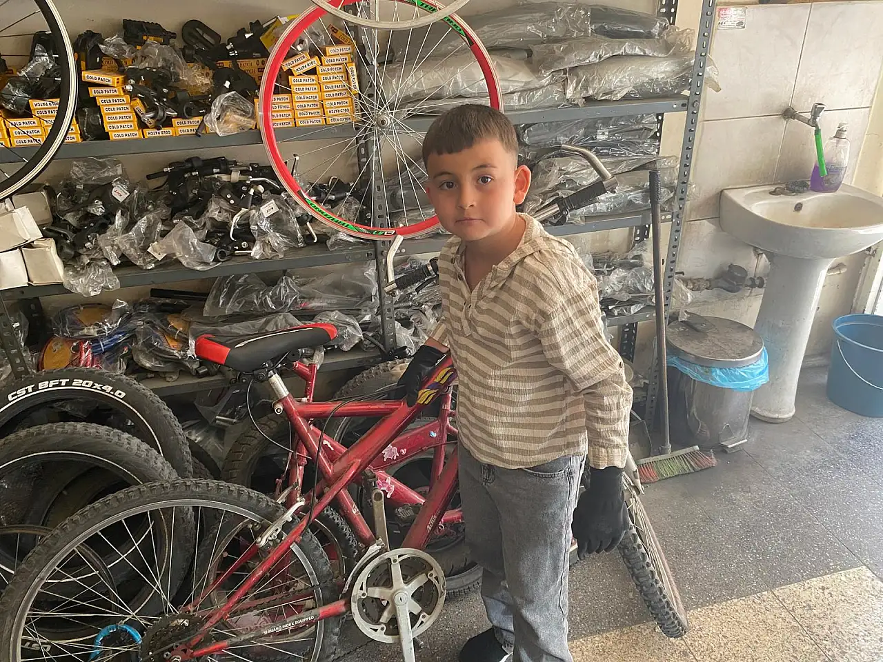 Çocukluk hayallerini tamir eden meslek Kayseri'de yok oluyor