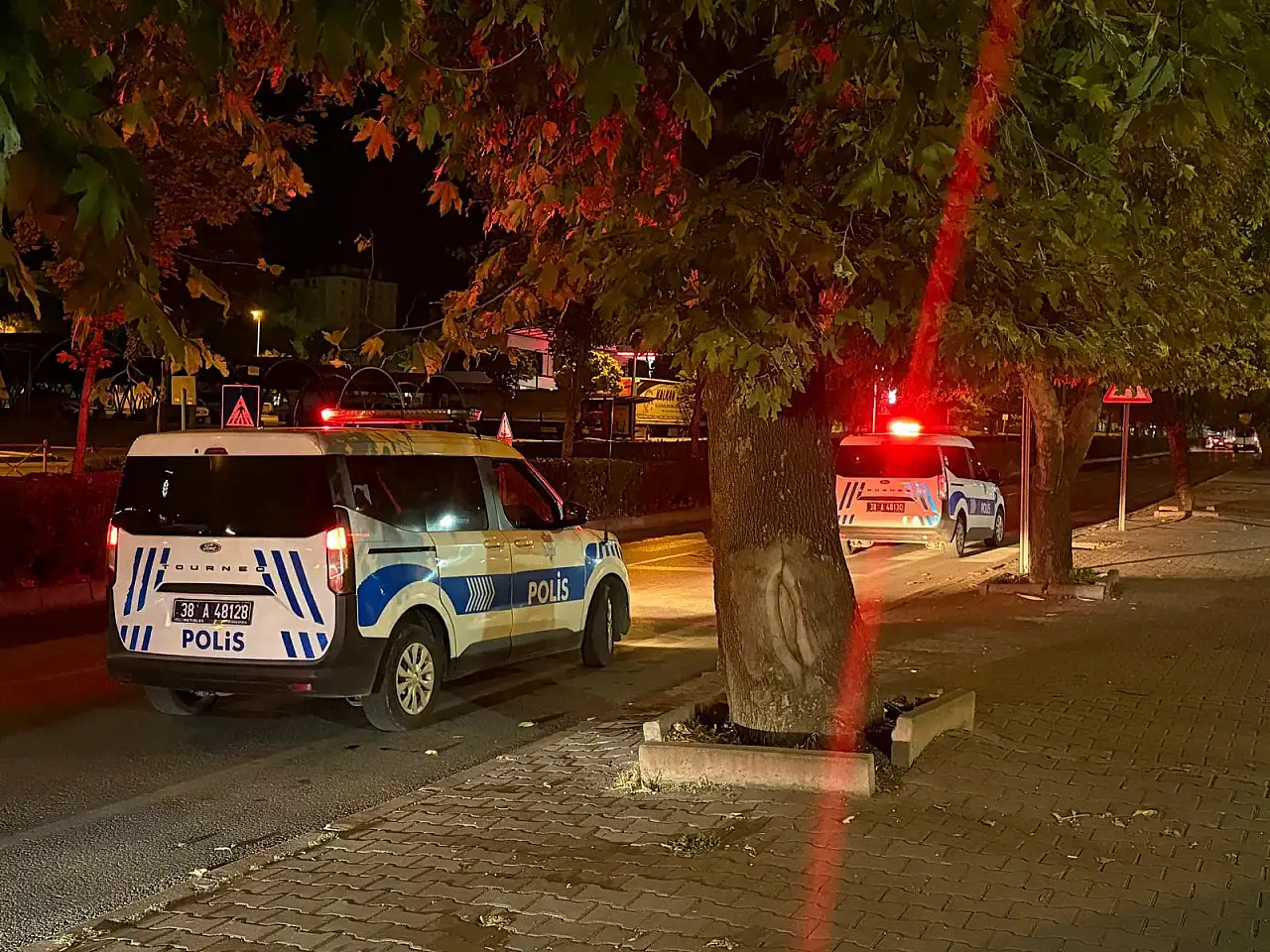 Kayseri'deki 'yan bakma' kavgası hastanede bitti