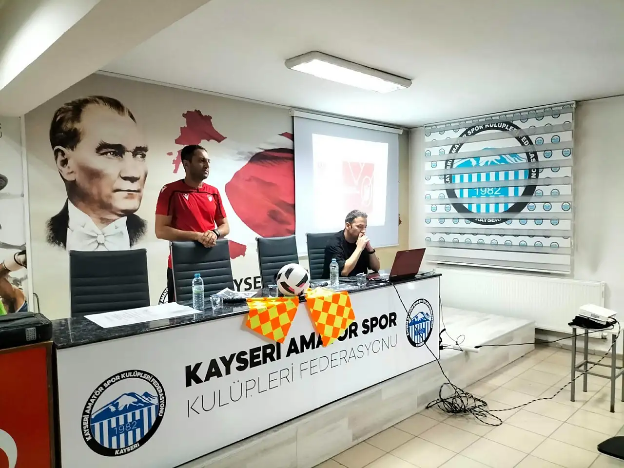 Süper Amatör ve 1. Amatör Küme takımlarına yeni kurallar anlatıldı