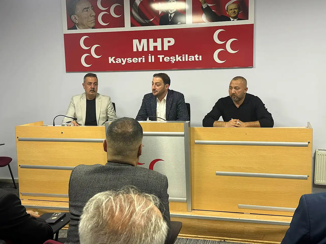 MHP Kayseri'yi yöneten isimler bir araya geldi