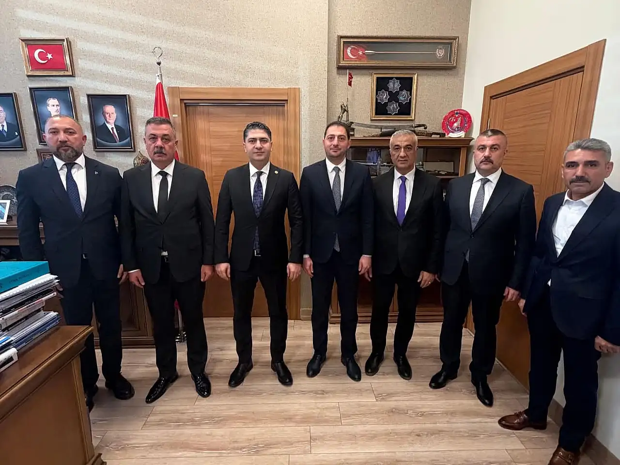 Bahçeli'ye Talas sürprizi! Tapu takdimi dikkat çekti
