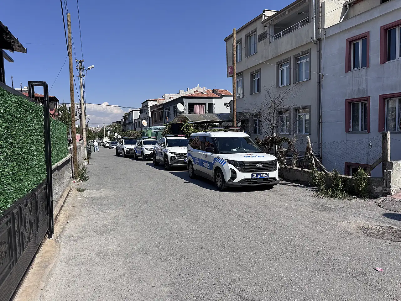 Kayseri'de evde tüfekle vurulmuş halde bulundu!
