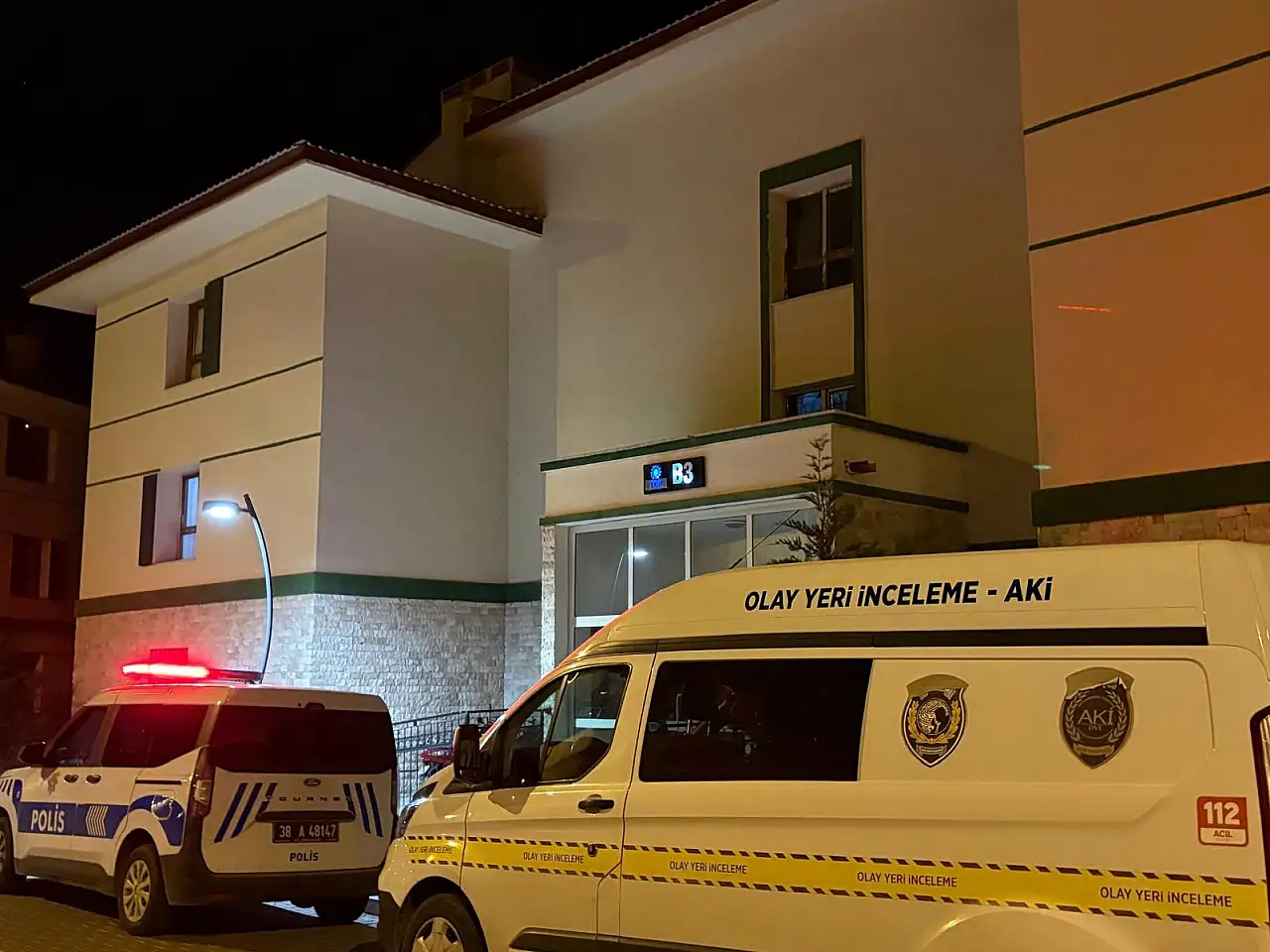Kayseri'de rastgele ateş açıldı! Çıkan kurşun çocuk odasına isabet etti