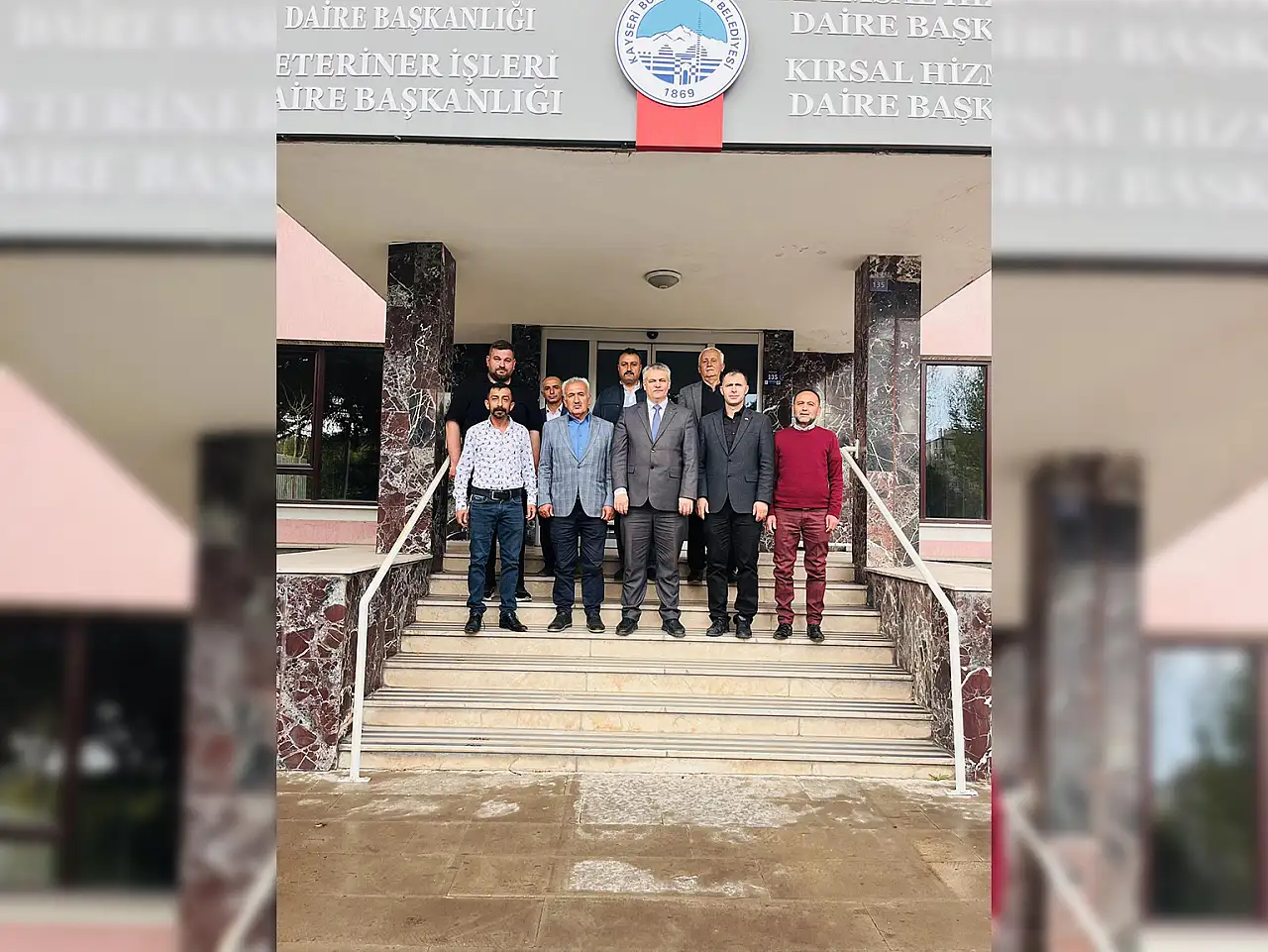 Kayseri'de Muhtarlar, Pınarbaşı'daki Başkana akın etti