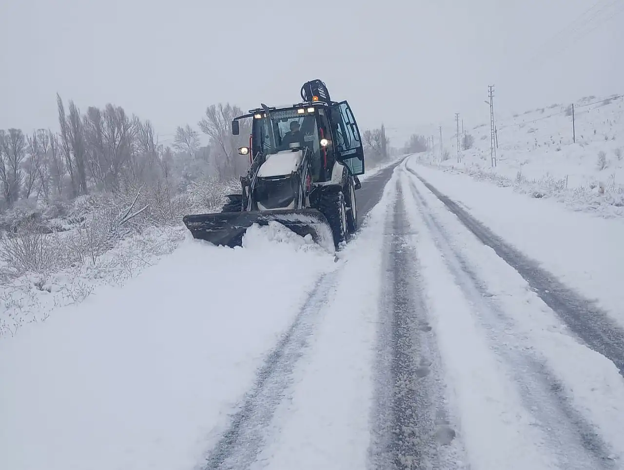 Başkan duyurdu! Kayseri'de o ilçe yolu trafiğe kapatıldı