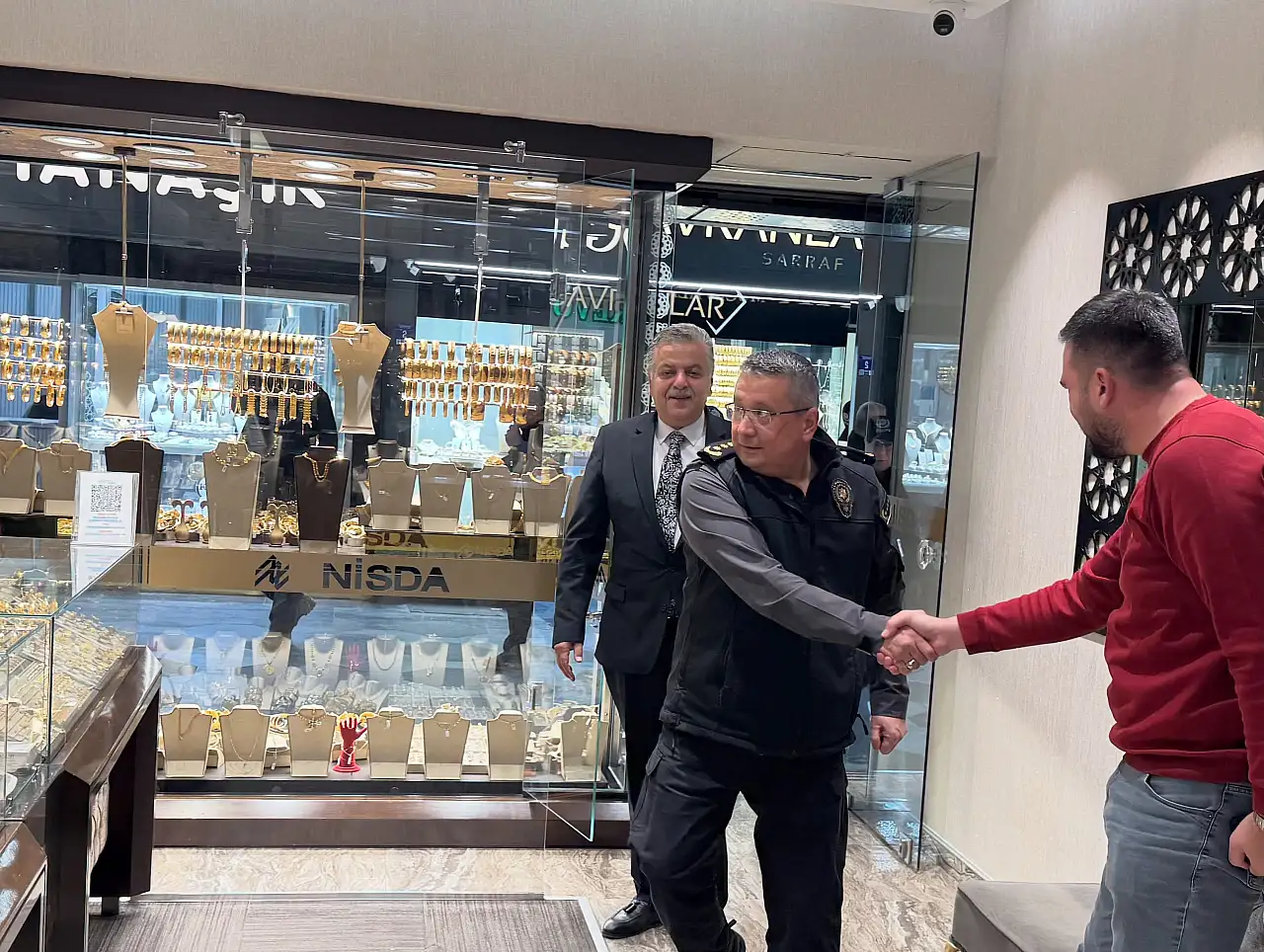 Yeni Emniyet Müdürü Kayseri'de ayağının tozuyla bakın ilk nereyi ziyaret etti?