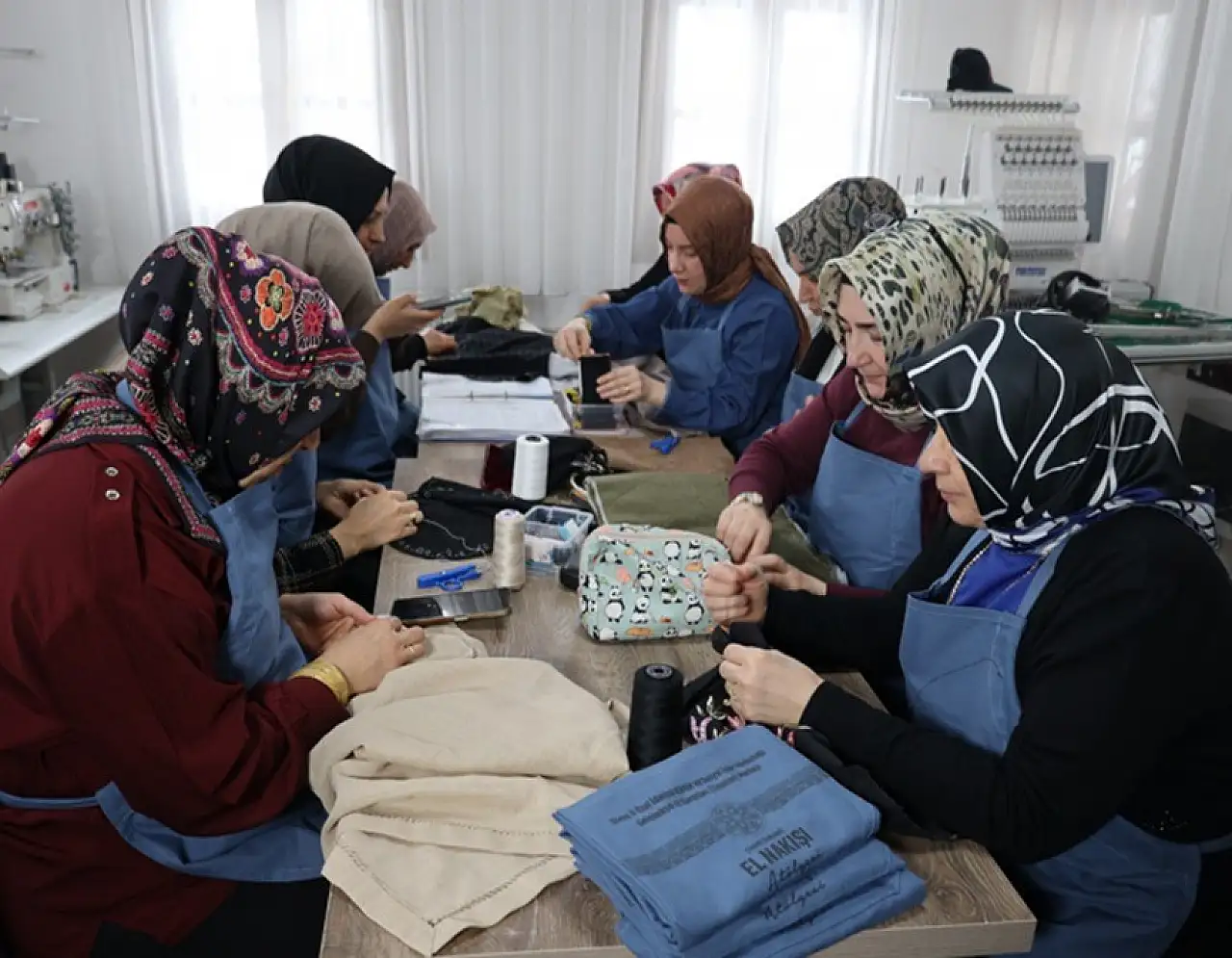 Sivas'ta çini, seramik ve takı tasarım atölyeleri kuruldu