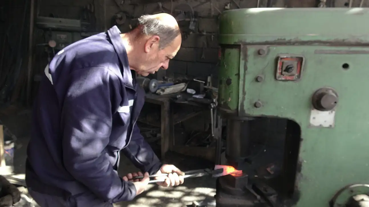 13 yaşında başladı 52 yıldır körük söndürmüyor