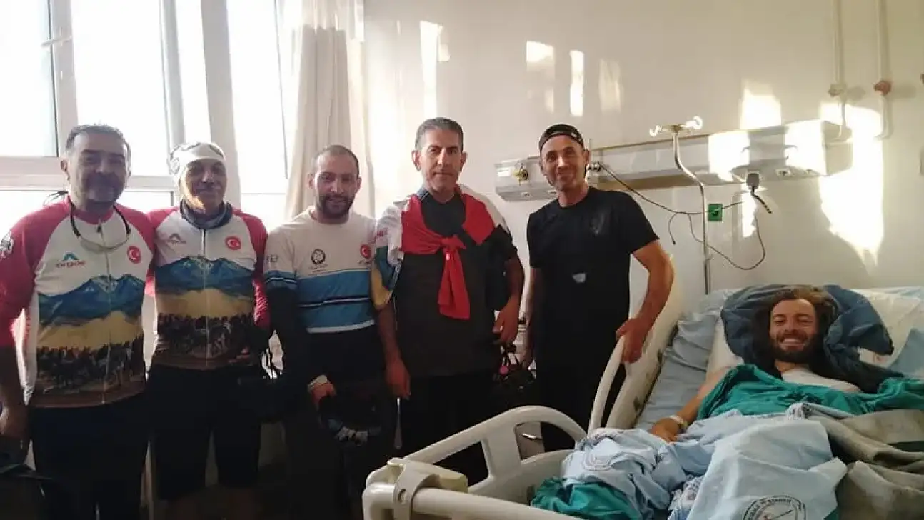 14 aydır yolda! Fransız bisikletçi Kayseri'de kaza geçirdi