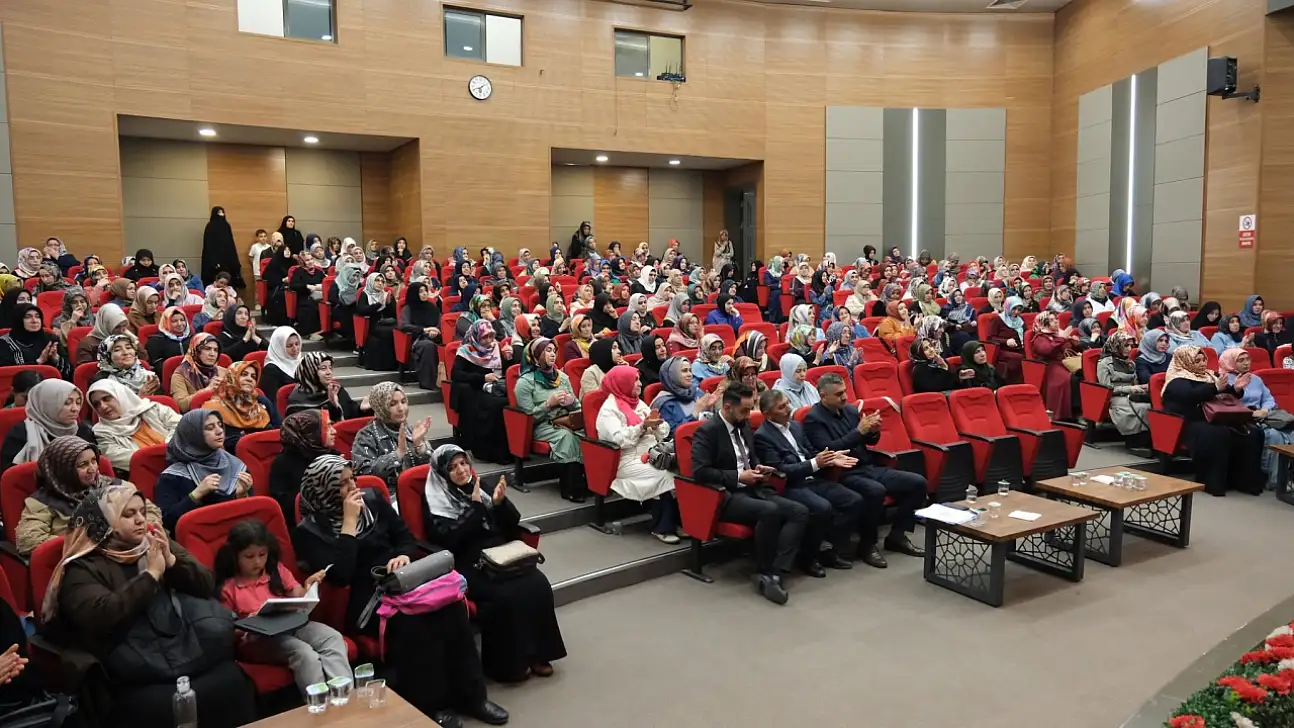 2026 Yaz Kur'an Kursu öncesi Melikgazi'de dikkat çeken seminer