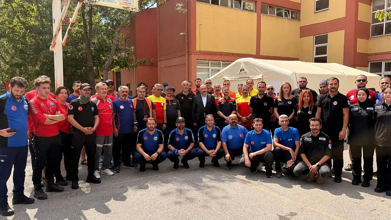AFAD Kayseri'den İstanbul depremi hazırlığı: 60 kişilik ekip sahaya indi