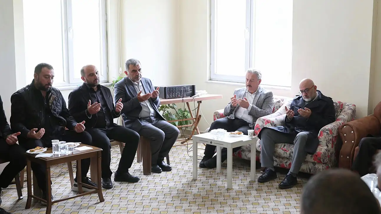 AK Partili başkana taziye ziyareti