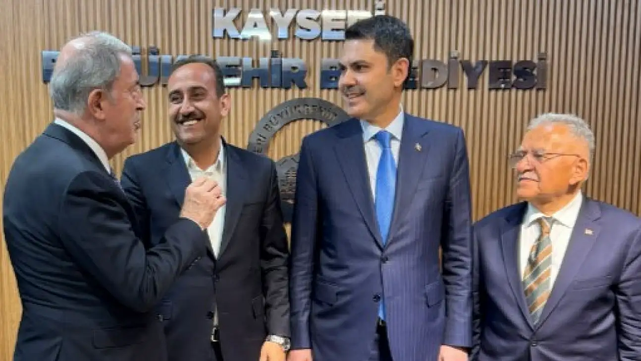 Akar'dan Başkan İlmek'e övgü dolu sözler