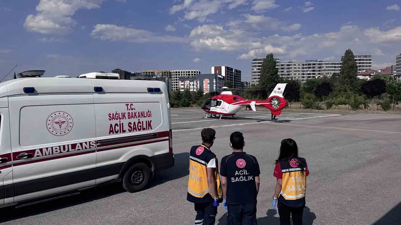 Ambulans helikopter ile Pınarbaşı'ndan ERÜ'ye getirildi
