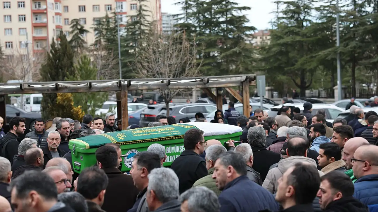 Başkan Büyükkılıç ve ailesinin acı günü