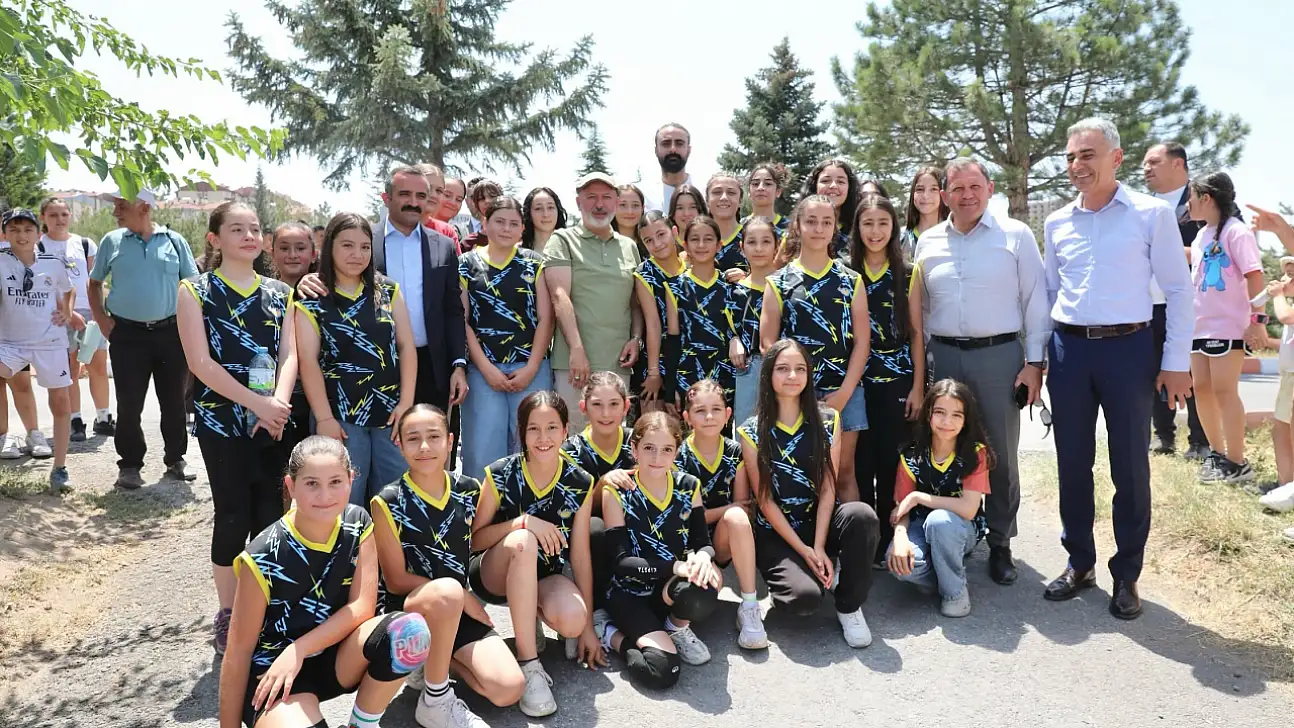 Başkan Çolakbayrakdar Gönül Sofrası'nda