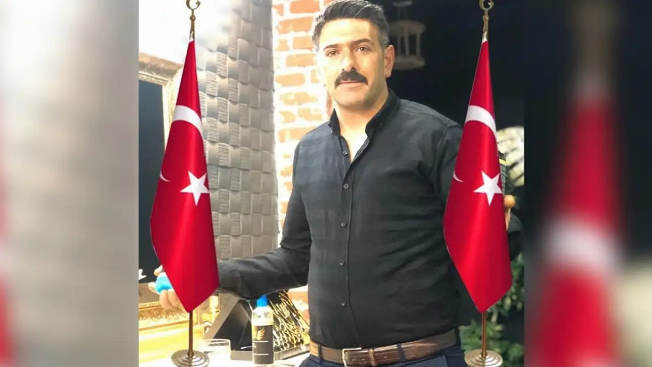 'Başkan olursam maaşım dağıtılsın' demişti! O isim adaylıktan çekildi mi?