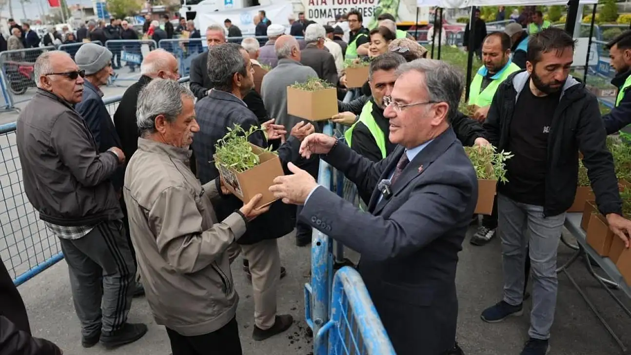 Hacılar Belediyesi'nde ücretsiz fide dağıtımına yoğun ilgi