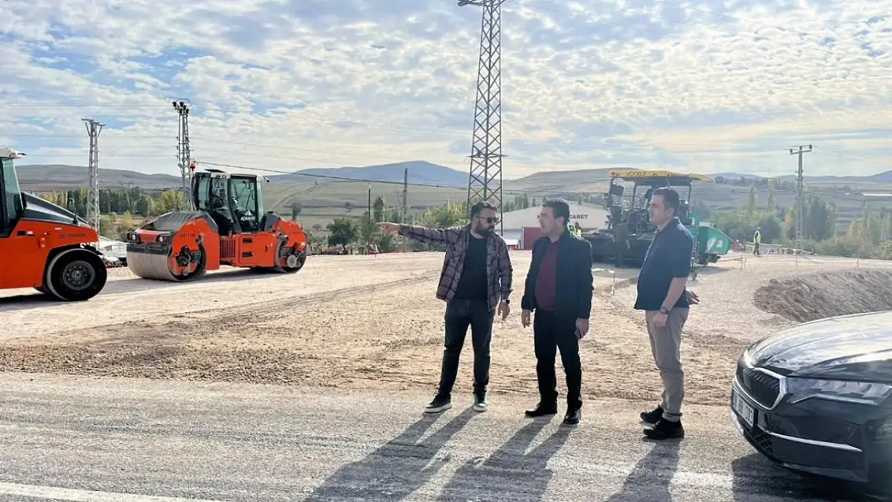 Bünyan'da yol ve kavşak çalışmaları sürüyor