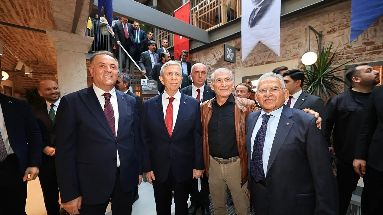 Büyükkılıç Mansur Yavaş'la buluştu