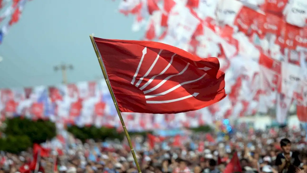 CHP'de flaş gelişme! O ilçe Başkanı görevi bıraktı