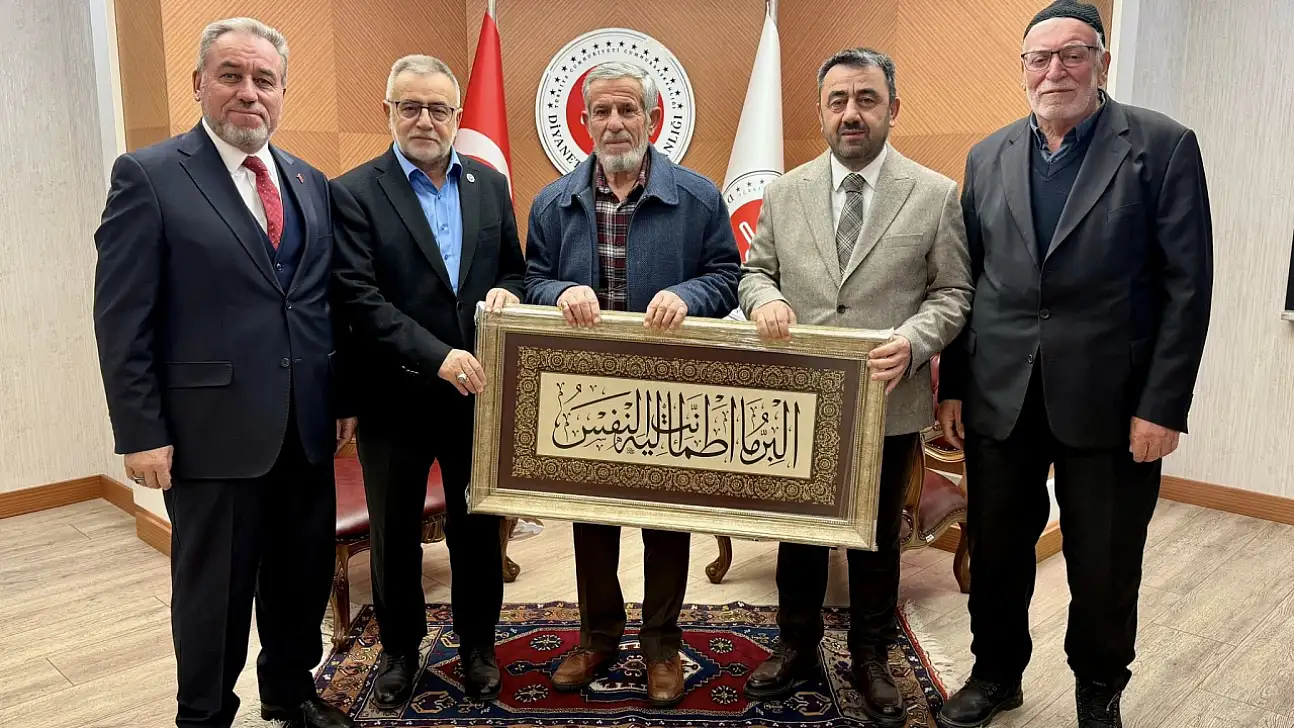 Dernek Başkanı Gülhan 4 daire bağışladı!