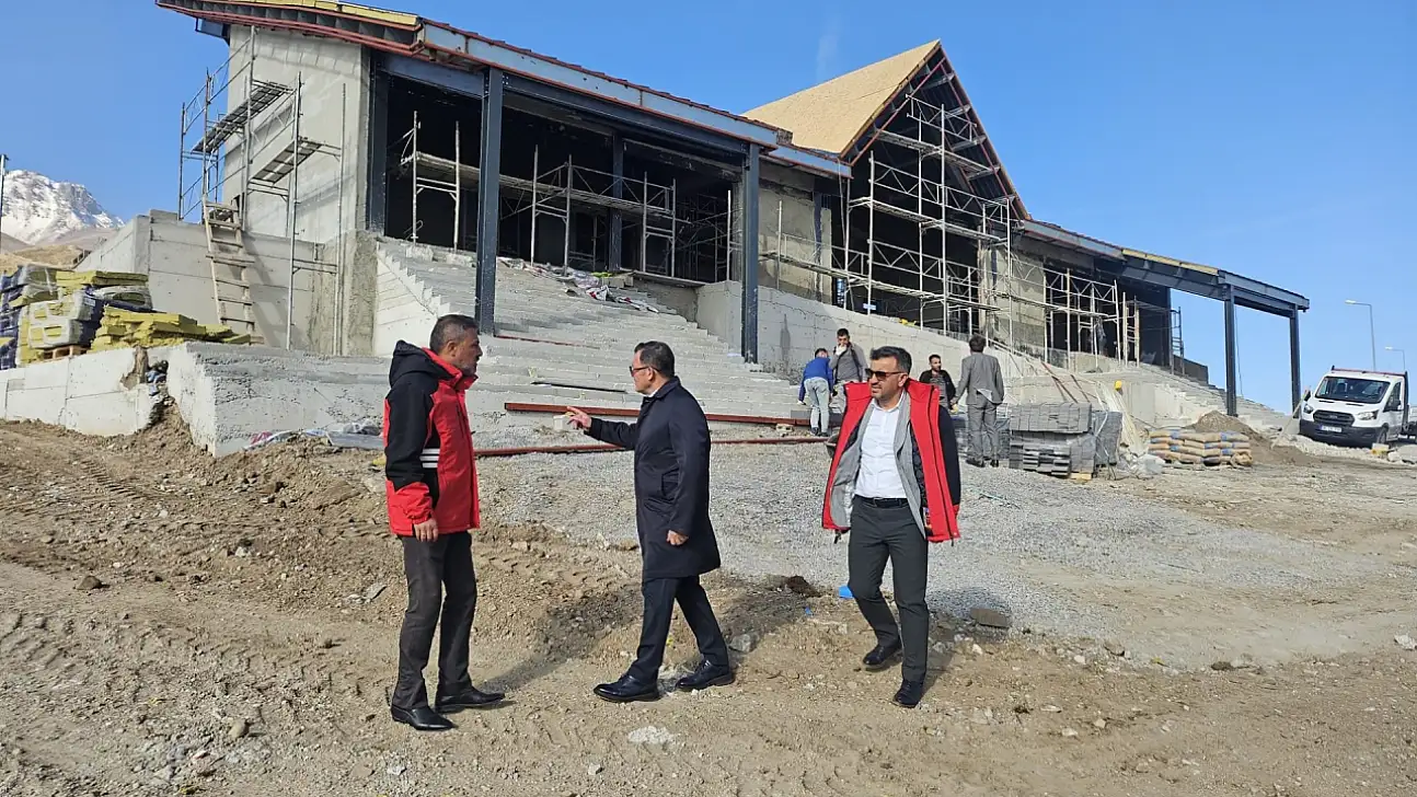 Erciyes'te dağ kızağı tesisi yükseliyor: Çalışmalar yerinde incelendi