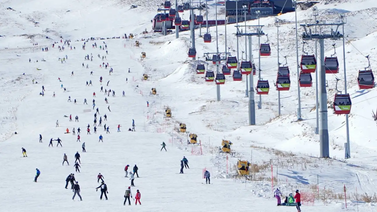 Erciyes'te erken kar, erken sezon mu? Merkezden dikkat çeken paylaşım'