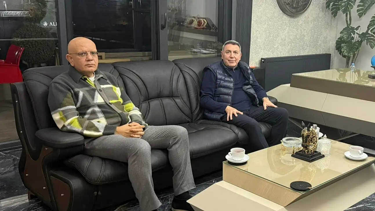 Ertekin, 9 ay sonra Kayseri'ye geldi bakın kimi ziyaret etti!