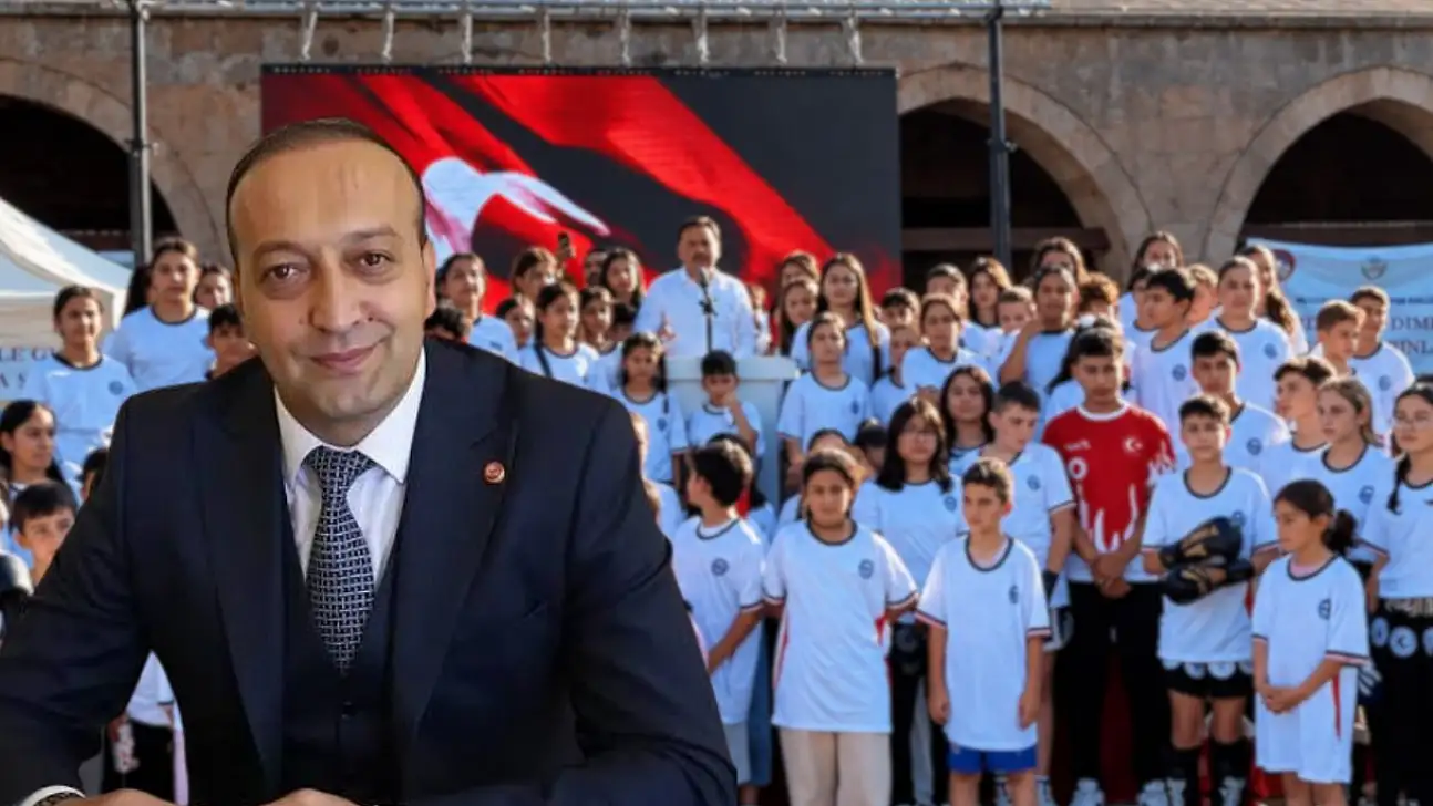 ERVA' nın başarısını Kayserili şair taçlandırdı!