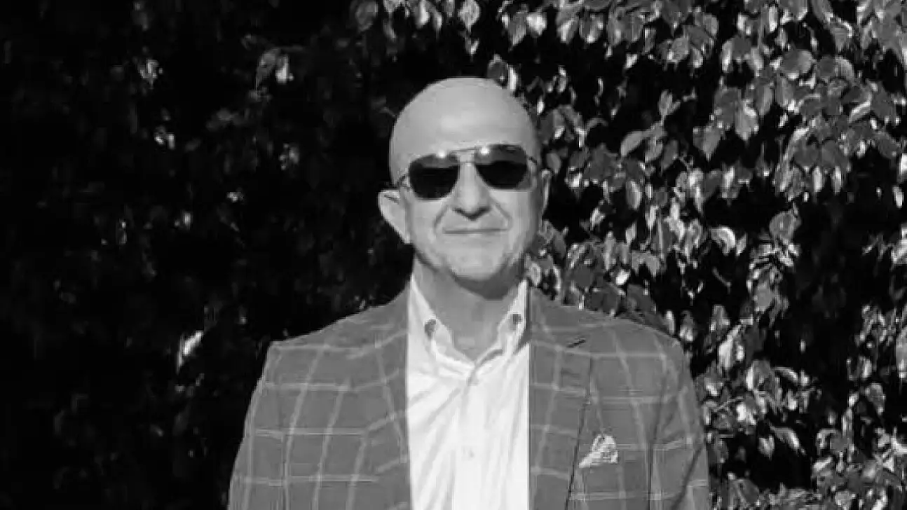 Eski Bakan'ın kardeşi hayatını kaybetti