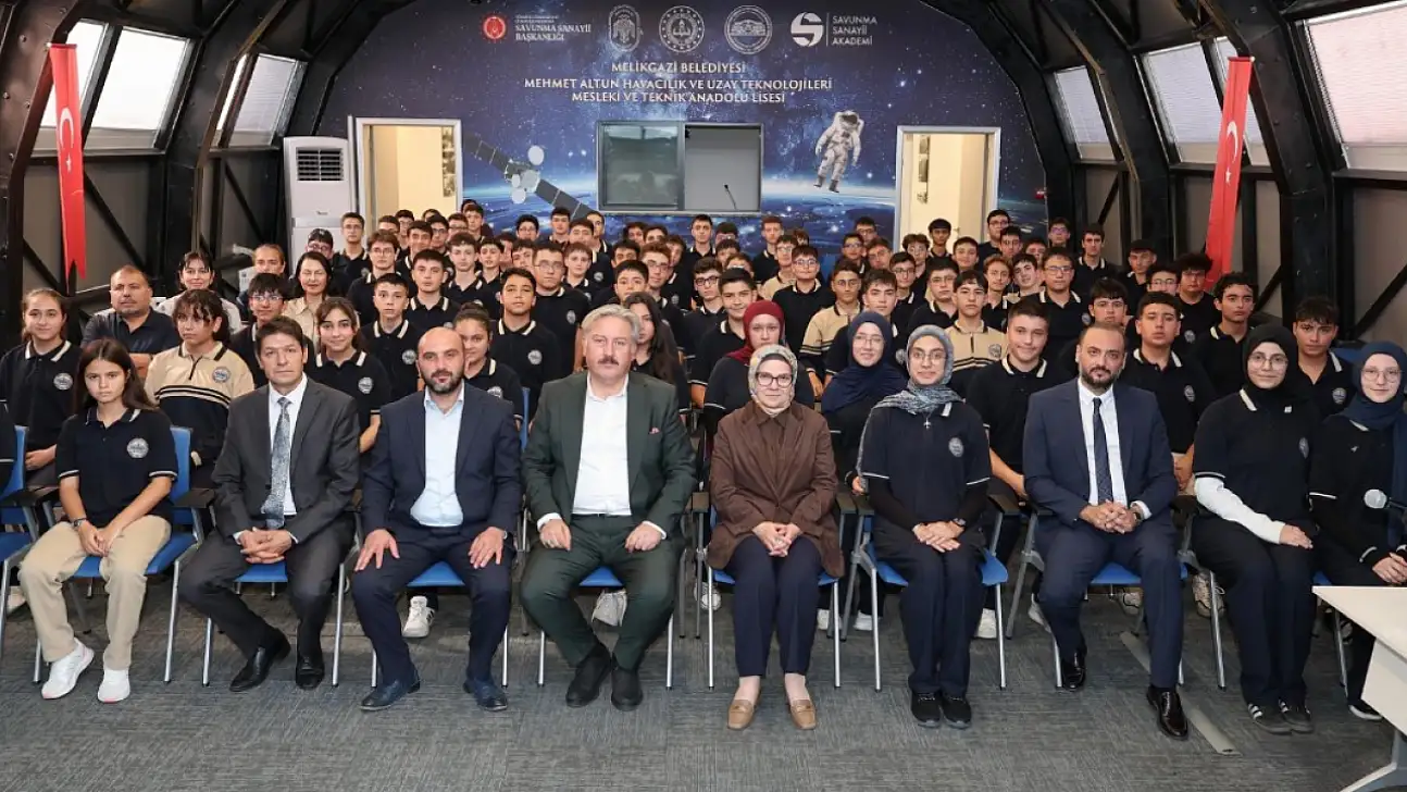 Havacılık ve uzay öğrencileriyle anlamlı buluşma