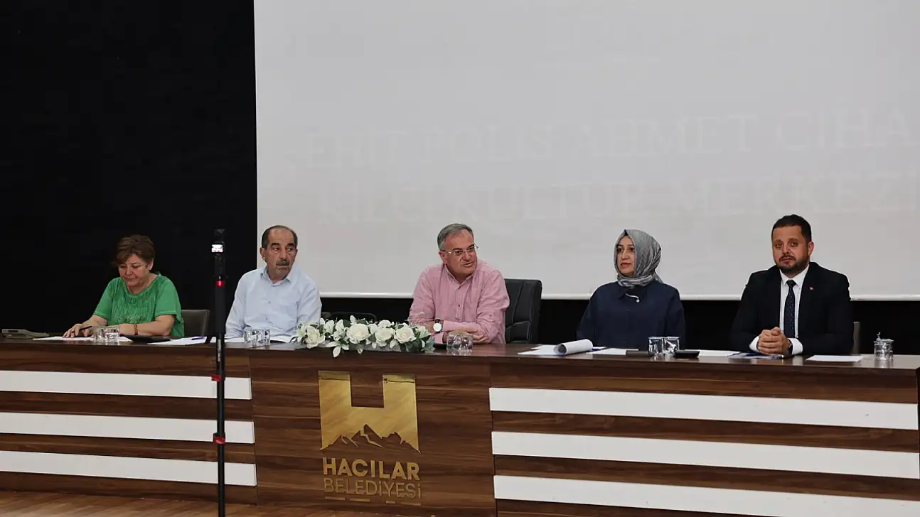 Hacılar'da 3 iş yeri satıldı: 12,4 milyon TL gelir elde edildi