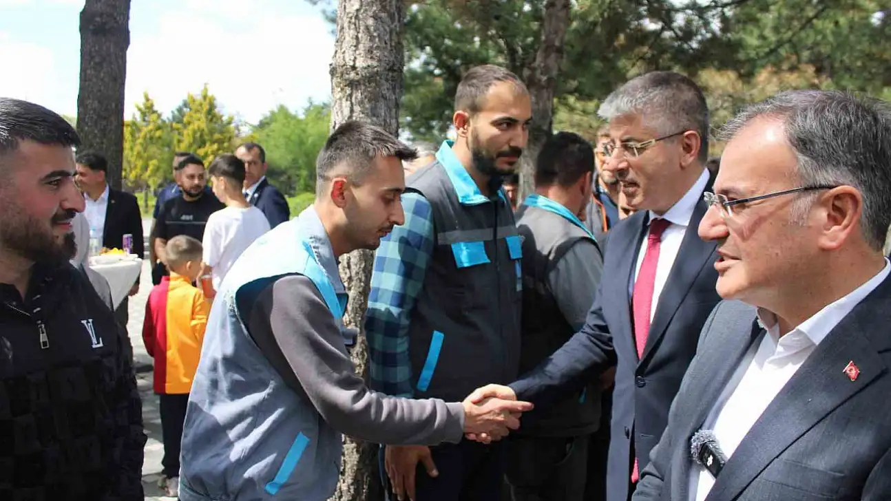Hacılar'da bayram buluşması