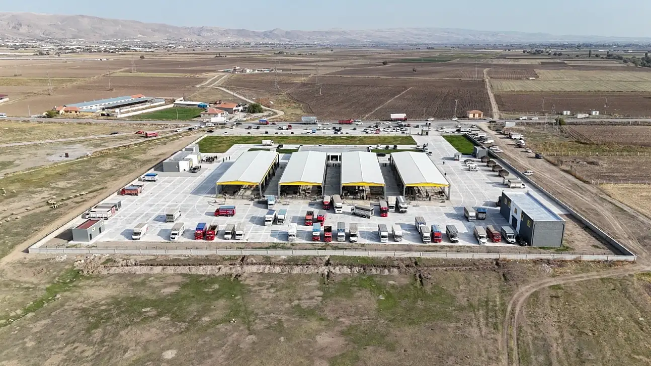 İç Anadolu'nun en büyük hayvan pazarı Kayseri'de...