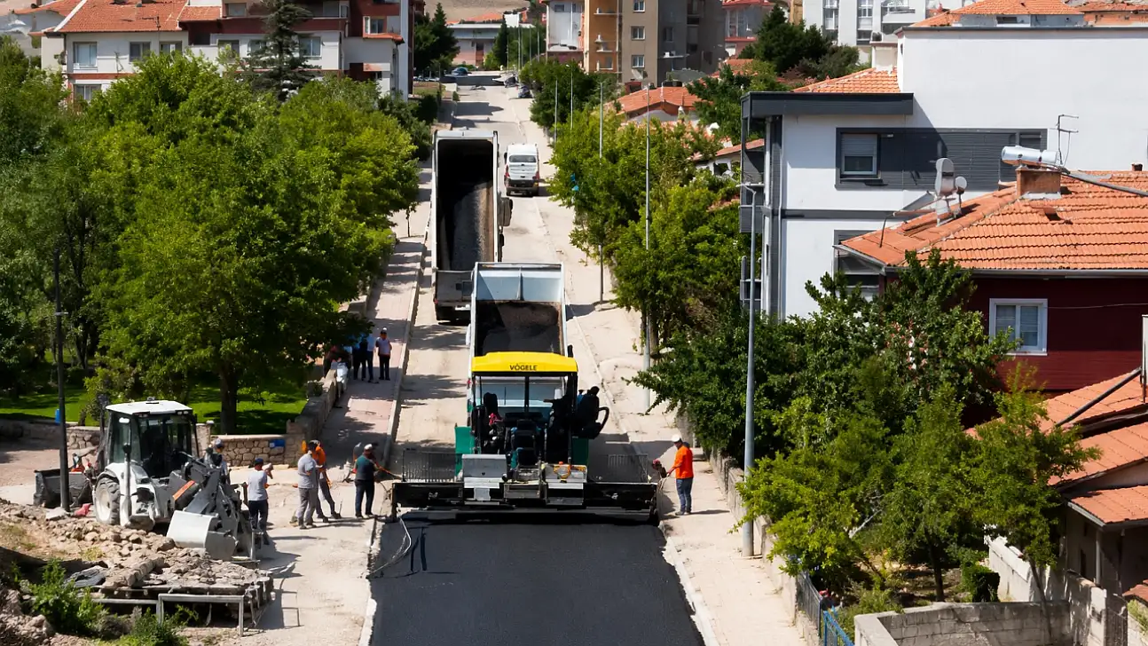 İncesu'da sıcak asfalt çalışması başladı