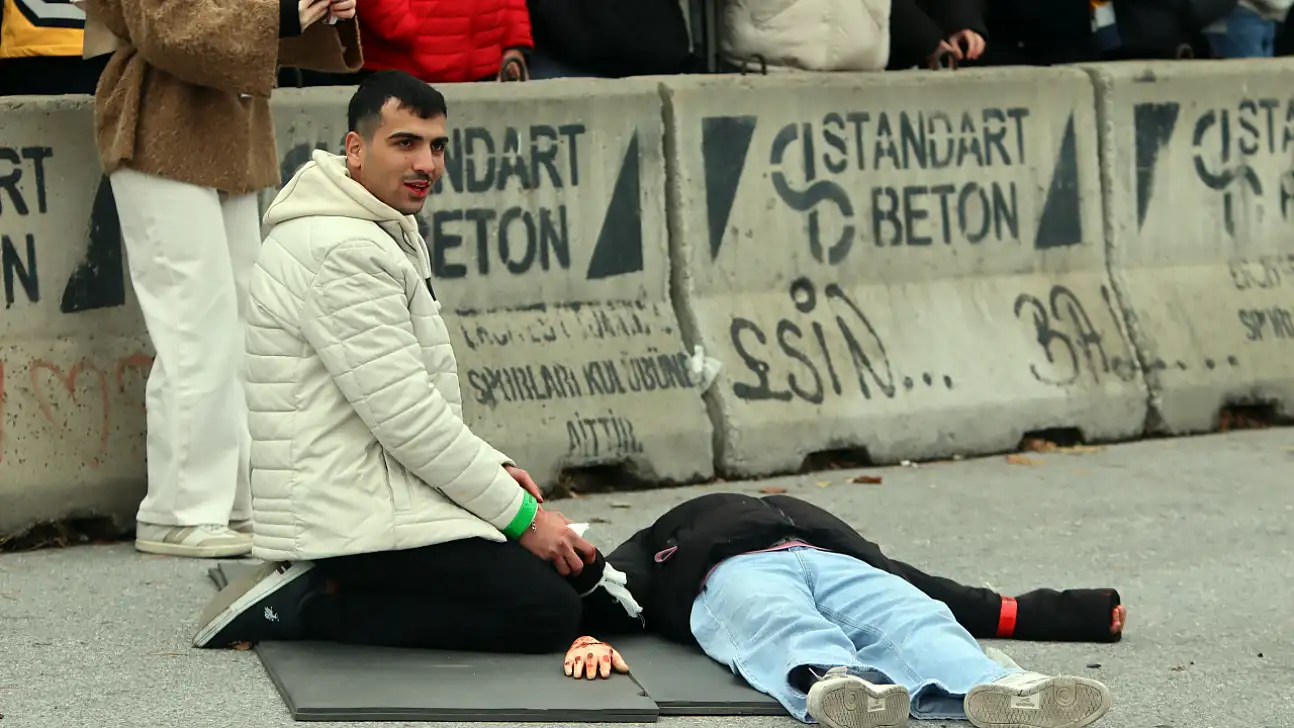 Kayseri'de 30 ekibin katılımı ile tatbikat düzenlendi! Filmleri aratmayan görüntüler