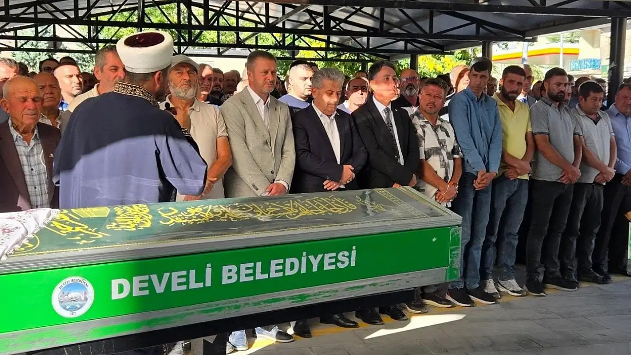 Kayseri'de AK Partili Başkan son yolculuğuna uğurlandı