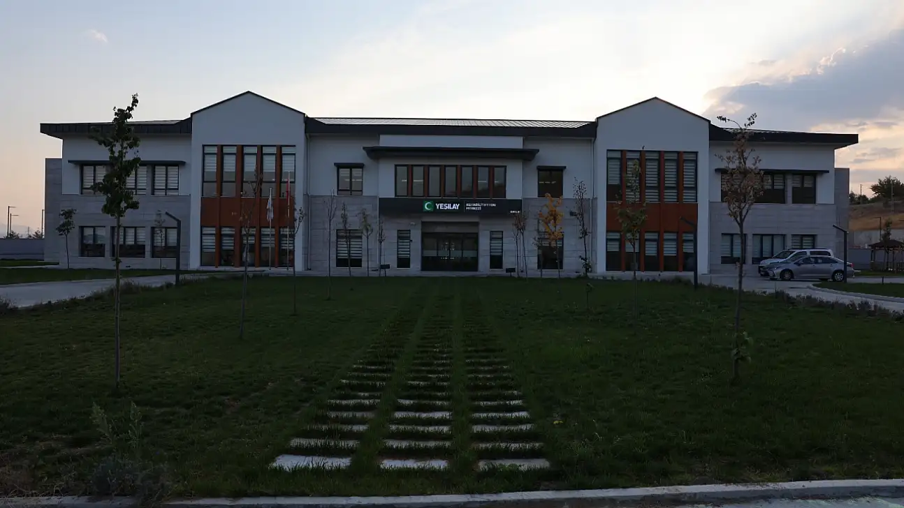 Kayseri'de bağımlı 3 kişi sağlığına kavuştu