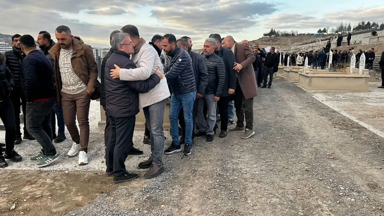 Kayseri'de başkanın yeğeni son yolculuğuna uğurlandı!