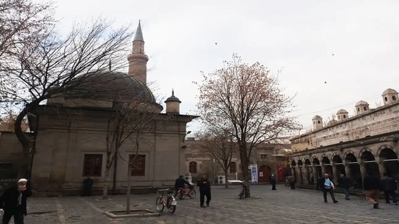 Kayseri'de bugün ezan vakitleri (14 Şubat Cumartesi)