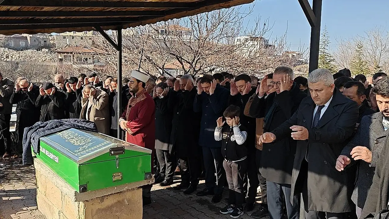 Kayseri'de cinayete kurban giden adam toprağa verildi
