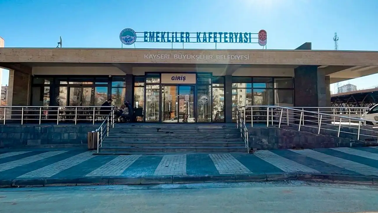 Kayseri'de eşi benzeri yok! Bu kafede çay 2, çorba 20 TL