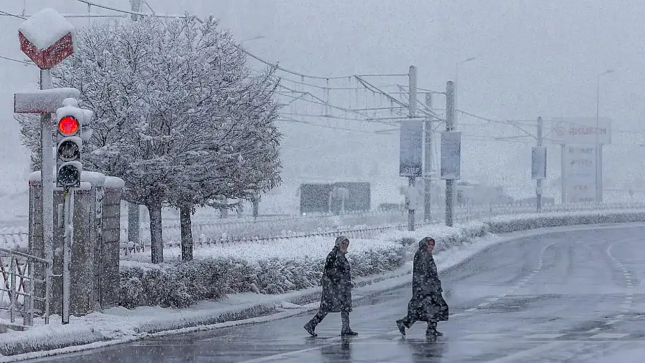 Kayseri'de hafta sonu plan yapacaklar dikkat! Yağmur ve kar geliyor