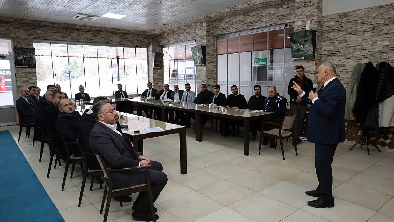 Kayseri'de hizmetler masaya yatırıldı, yeni hedefler belirlendi